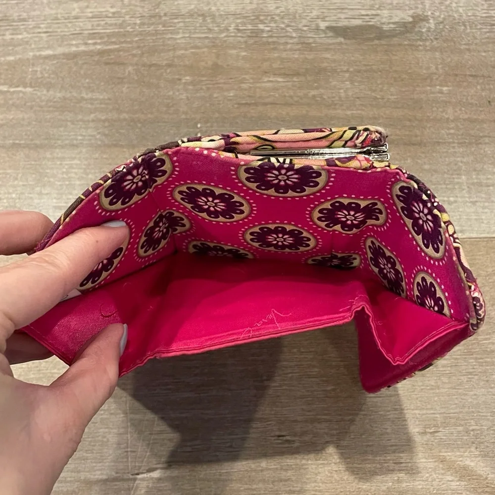 Vera Bradley wallet - Picture 5 of 9
